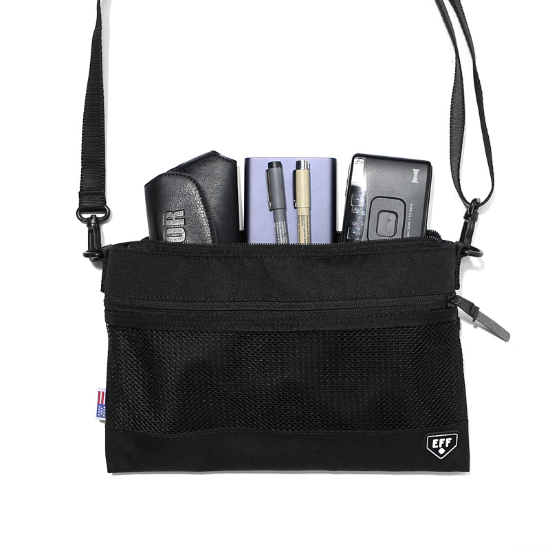 이벳필드(EBBETSFIELD) CORDURA SACOCHE BAG  BLACK