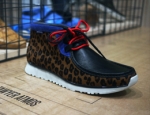 atmos x Clarks Sportswear 2013 봄 / 여름 Tawyer Mid 발매