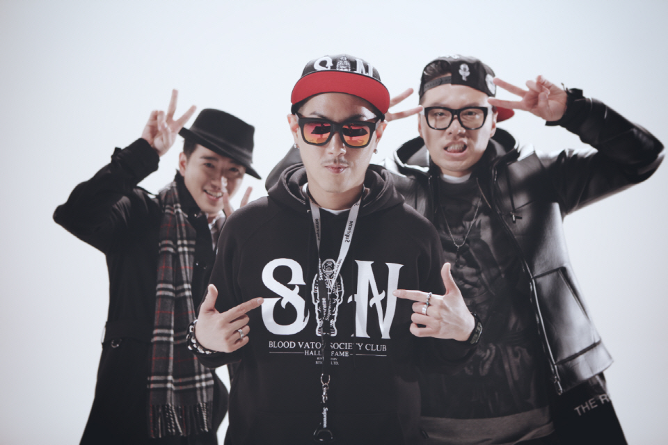 스티그마(Stigma)와 힙합 그룹 소울다이브(Soul Dive)의 컬래버레이션 컬렉션 스티그마(Stigma)와 힙합 그룹 소울다이브(Soul Dive)의 컬래버레이션 컬렉션