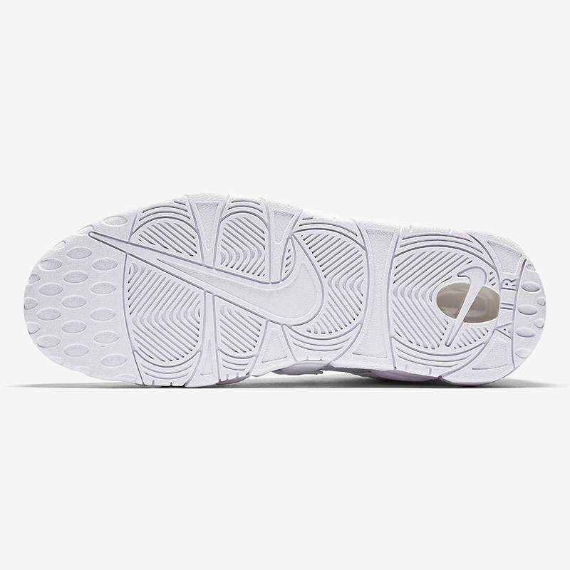 5월 출시를 예고한 나이키(Nike) 에어 모어 업템포 트리플 화이트 5월 출시를 예고한 나이키(Nike) 에어 모어 업템포 트리플 화이트
