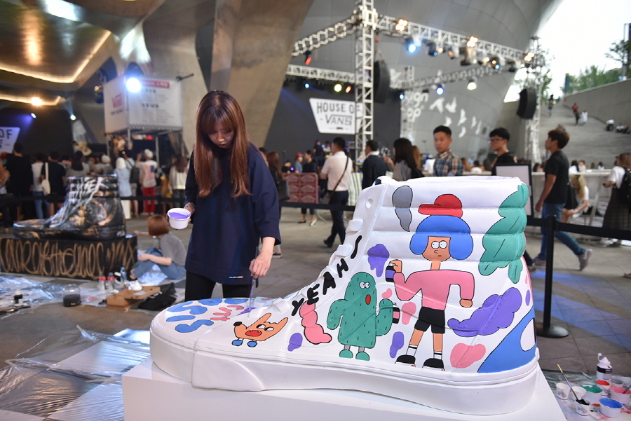 반스(Vans)가 계획 중인 부산 팝업 스토어 반스(Vans)가 계획 중인 부산 팝업 스토어