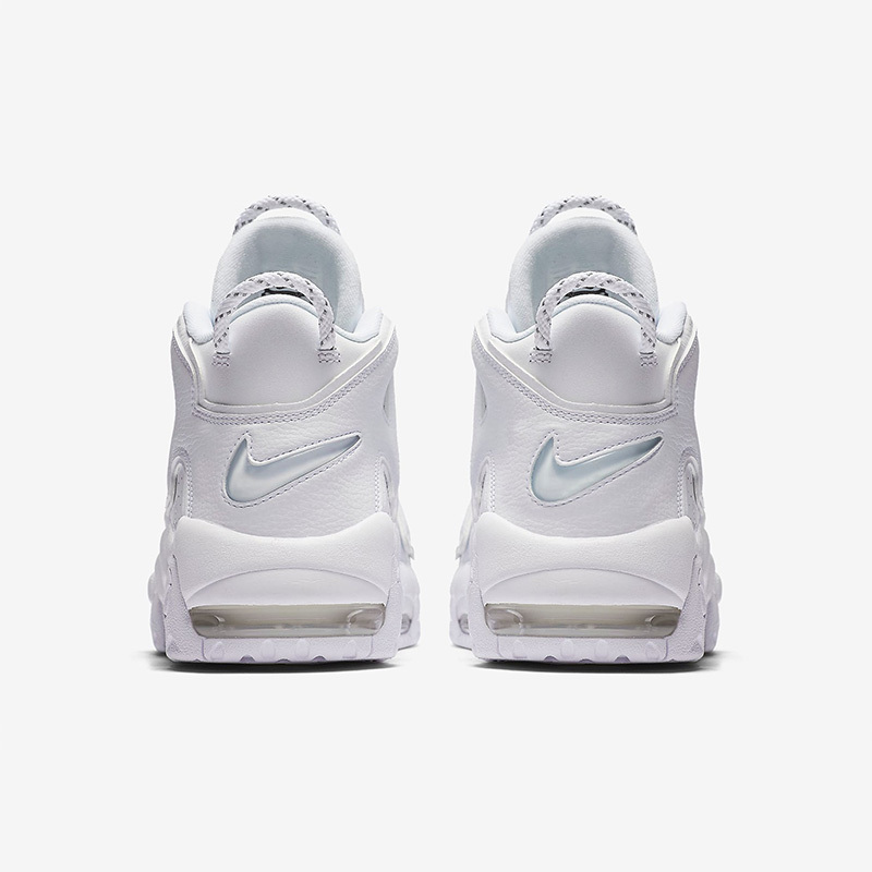 5월 출시를 예고한 나이키(Nike) 에어 모어 업템포 트리플 화이트 5월 출시를 예고한 나이키(Nike) 에어 모어 업템포 트리플 화이트