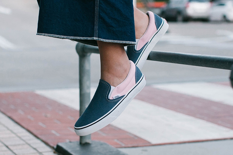 레트로풍의 컬러블록을 더한 반스(VANS)의 스니커즈 팩 레트로풍의 컬러블록을 더한 반스(VANS)의 스니커즈 팩