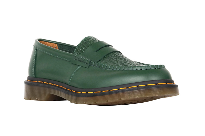 스투시(STUSSY)와 닥터마틴(DR.MARTENS)의 로퍼 합작 스투시(STUSSY)와 닥터마틴(DR.MARTENS)의 로퍼 합작