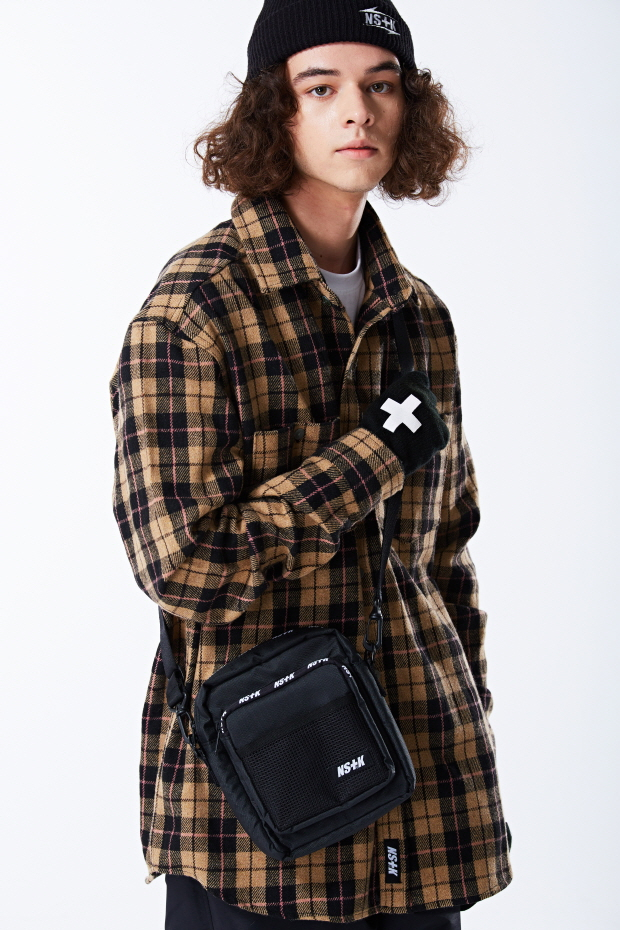 네스티킥(NASTYKICK)이 전하는 18 F/W 7차 딜리버리 발매 소식 네스티킥(NASTYKICK)이 전하는 18 F/W 7차 딜리버리 발매 소식