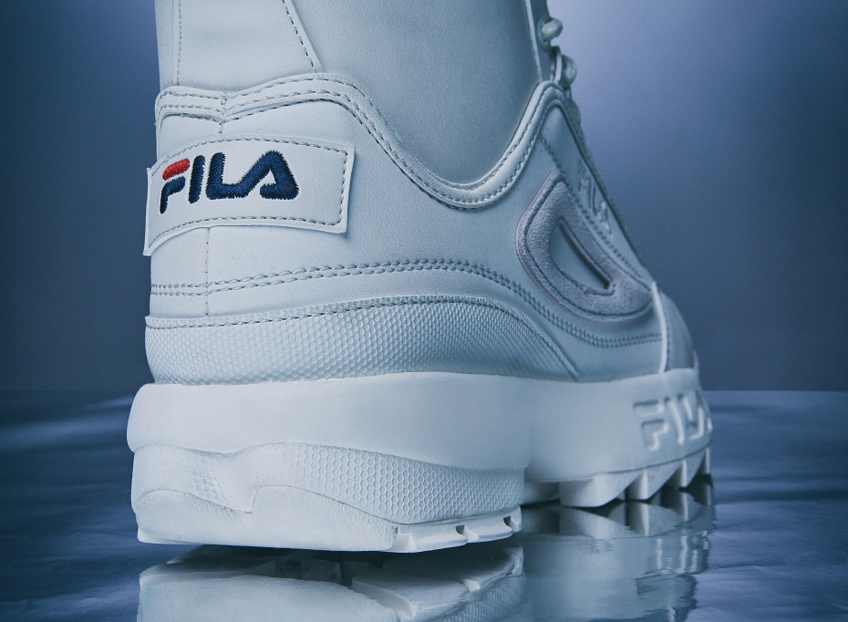 휠라(FILA)의 2018 WINTER 디스럽터2 쉐어링 발매 소식! 휠라(FILA)의 2018 WINTER 디스럽터2 쉐어링 발매 소식!