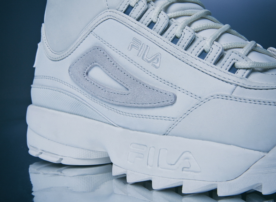 휠라(FILA)의 2018 WINTER 디스럽터2 쉐어링 발매 소식! 휠라(FILA)의 2018 WINTER 디스럽터2 쉐어링 발매 소식!