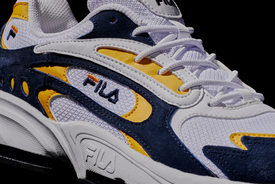 휠라(FILA), 새로운 디자인의 스니커즈 이머지 2 99 발매 휠라(FILA), 새로운 디자인의 스니커즈 이머지 2 99 발매