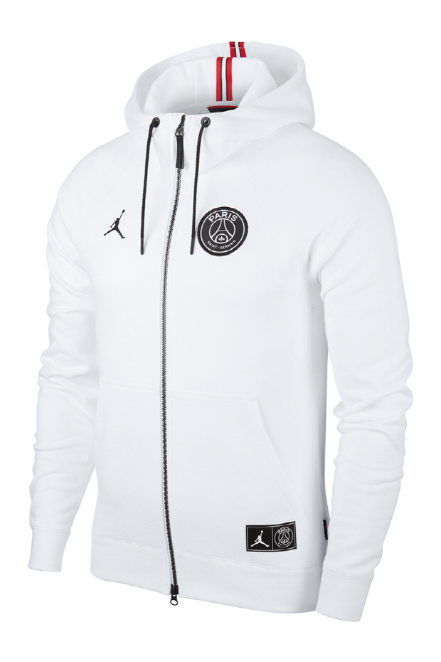 두 번째 협업 공개한 나이키(NIKE)와 프랑스 축구팀 파리 생제르망(Paris Saint-Germain) 두 번째 협업 공개한 나이키(NIKE)와 프랑스 축구팀 파리 생제르망(Paris Saint-Germain)