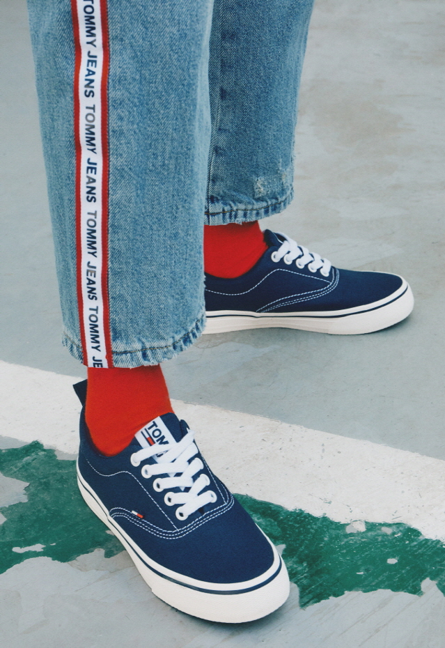 타미힐피거(TOMMYHILFIGER), 19 S/S 풋웨어 신상품 발매&일부 상품 무신사 한정 판매 타미힐피거(TOMMYHILFIGER), 19 S/S 풋웨어 신상품 발매&일부 상품 무신사 한정 판매