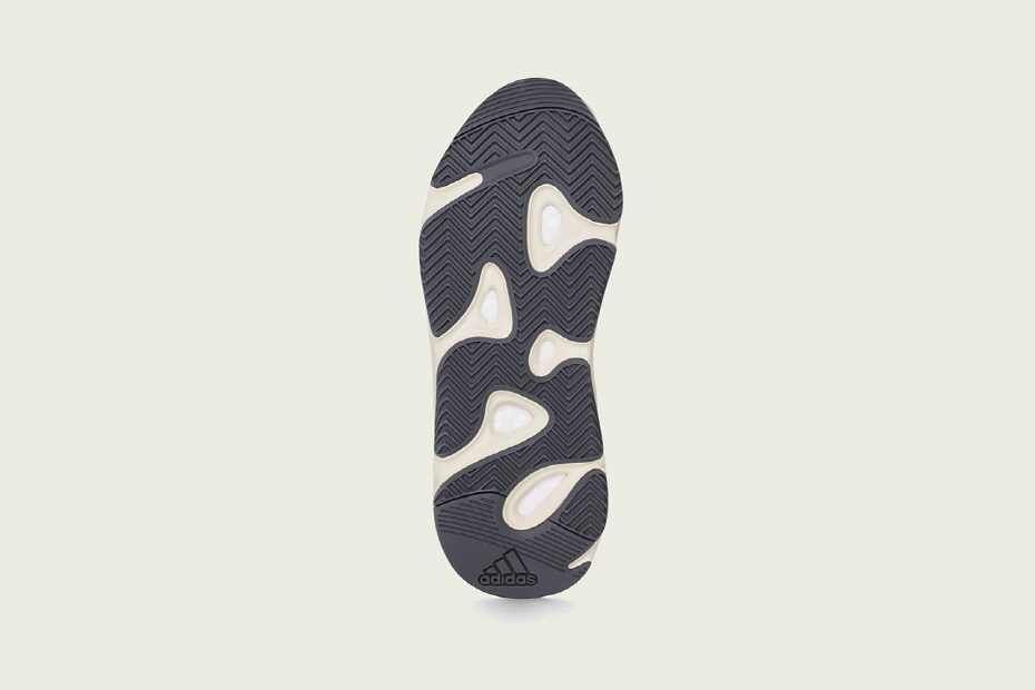 아디다스(ADIDAS) 이지부스트 700 아날로그 발매일 확정 아디다스(ADIDAS) 이지부스트 700 아날로그 발매일 확정