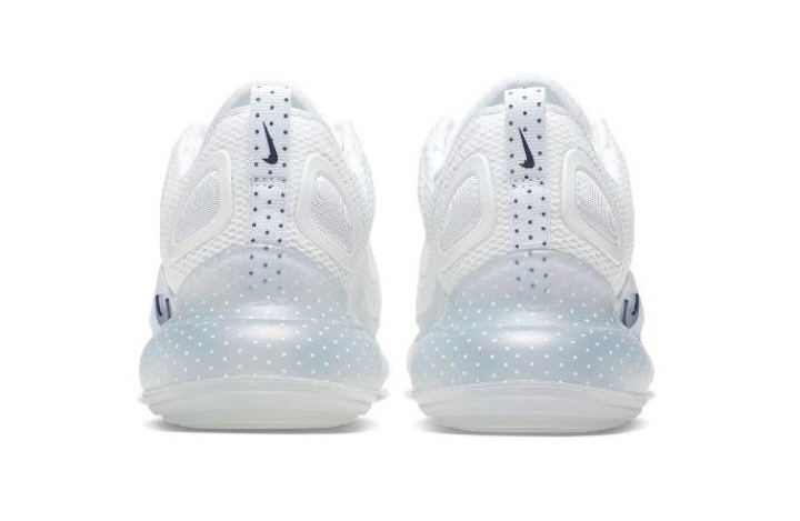 차별 반대 메시지를 담은 나이키(NIKE) 에어맥스 720 차별 반대 메시지를 담은 나이키(NIKE) 에어맥스 720