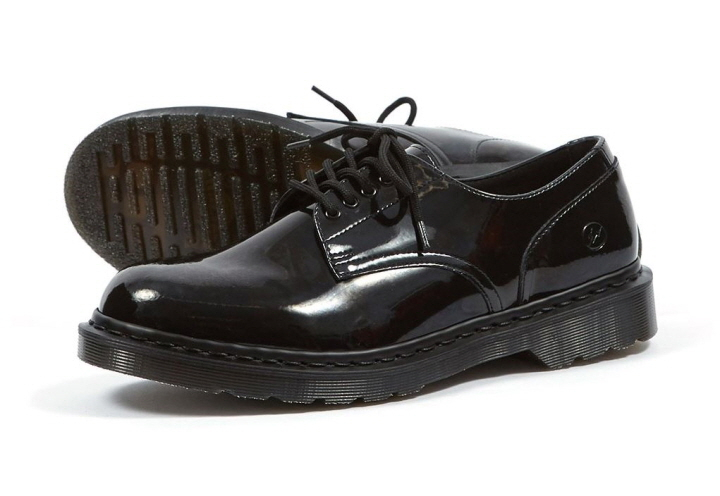 닥터마틴(DR.MARTENS) X 프라그먼트 디자인(FRAGMENT DESIGN) 협업 더비 슈즈 발매 예정 닥터마틴(DR.MARTENS) X 프라그먼트 디자인(FRAGMENT DESIGN) 협업 더비 슈즈 발매 예정