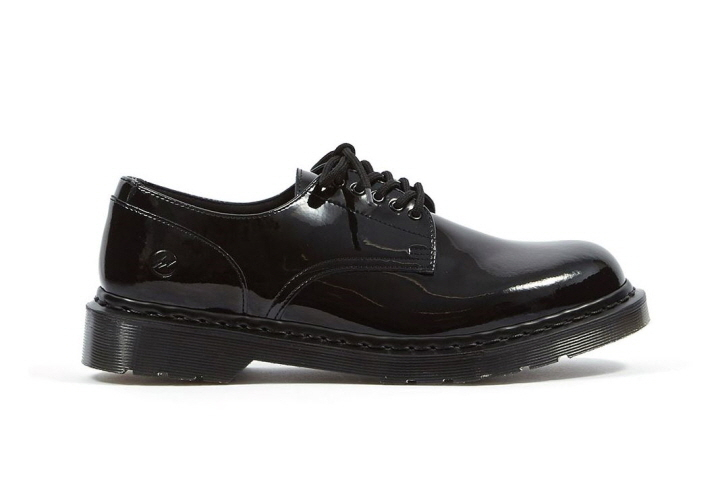 닥터마틴(DR.MARTENS) X 프라그먼트 디자인(FRAGMENT DESIGN) 협업 더비 슈즈 발매 예정 닥터마틴(DR.MARTENS) X 프라그먼트 디자인(FRAGMENT DESIGN) 협업 더비 슈즈 발매 예정