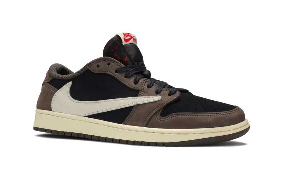 플라이트클럽에 등장한 나이키(NIKE) X 트래비스 스캇(Travis Scott) 에어조던 1 로우컷 플라이트클럽에 등장한 나이키(NIKE) X 트래비스 스캇(Travis Scott) 에어조던 1 로우컷