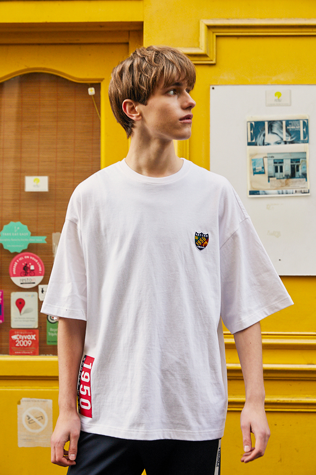 헤드(HEAD) X 로맨틱크라운(ROMANTIC CROWN) 협업 컬렉션 미드세일 진행 헤드(HEAD) X 로맨틱크라운(ROMANTIC CROWN) 협업 컬렉션 미드세일 진행