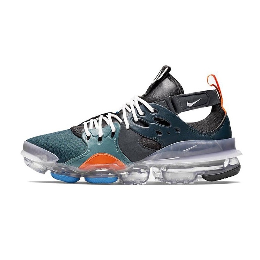 완전히 다른 두 디자인의 나이키(NIKE) 에어 베이퍼맥스 완전히 다른 두 디자인의 나이키(NIKE) 에어 베이퍼맥스