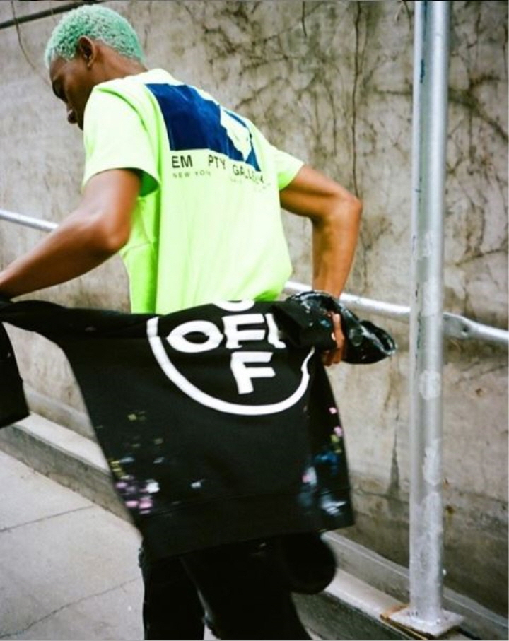 같은 이름의 광고 회사에게 소송을 당한 오프 화이트(OFF WHITE) 같은 이름의 광고 회사에게 소송을 당한 오프 화이트(OFF WHITE)
