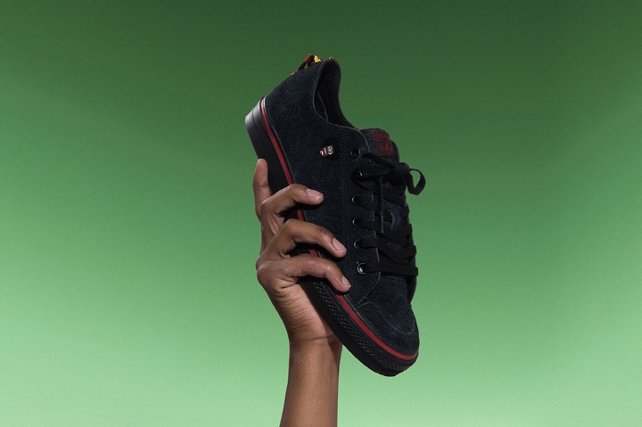 프로 스케이터 나켈 스미스(Na-Kel Smith)가 완성한 아디다스(ADIDAS) 니짜 발매 프로 스케이터 나켈 스미스(Na-Kel Smith)가 완성한 아디다스(ADIDAS) 니짜 발매