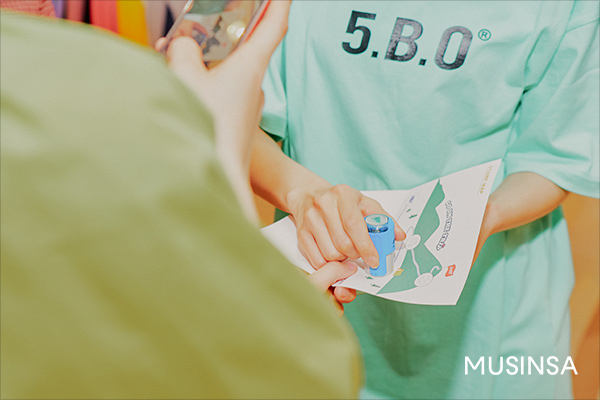5252 바이 오아이오아이와 함께 떠나는 여행 5252 바이 오아이오아이와 함께 떠나는 여행