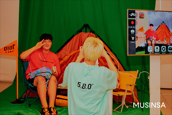 5252 바이 오아이오아이와 함께 떠나는 여행 5252 바이 오아이오아이와 함께 떠나는 여행