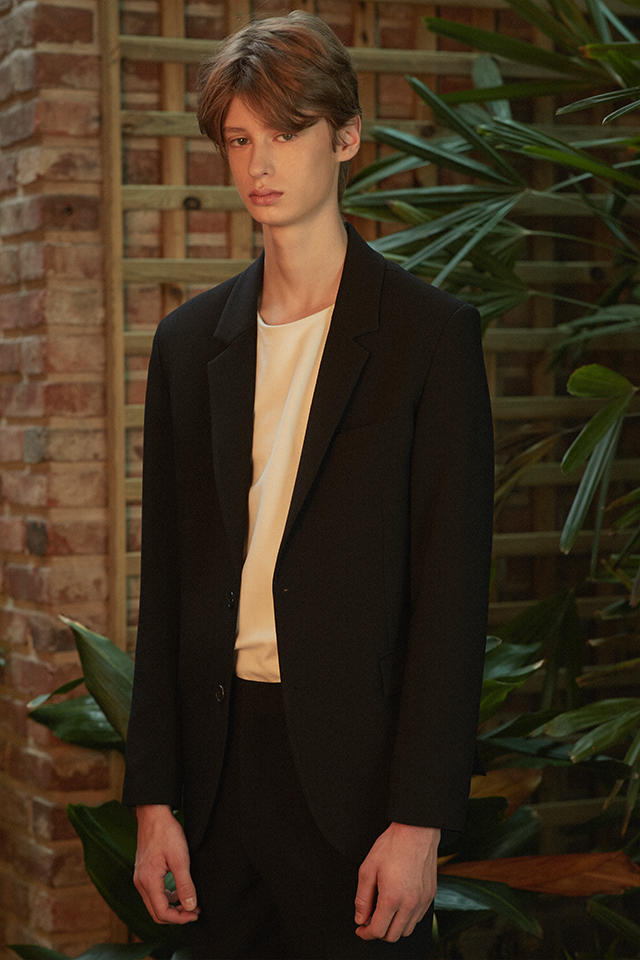 낫앤낫(NOTNNOT) 19 F/W 수트 컬렉션 선발매&할인 낫앤낫(NOTNNOT) 19 F/W 수트 컬렉션 선발매&할인