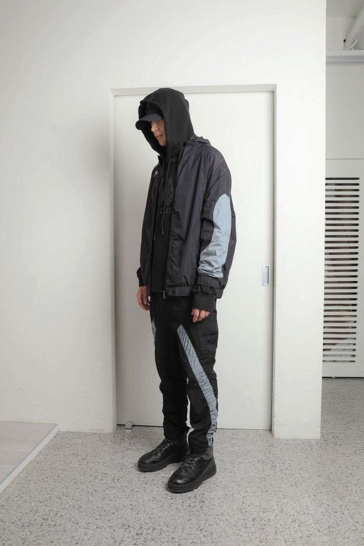 무신사 스페셜 이슈 : 논디스클로즈(NONDISCLOTHES) X 카파(KAPPA) 한정 발매 무신사 스페셜 이슈 : 논디스클로즈(NONDISCLOTHES) X 카파(KAPPA) 한정 발매