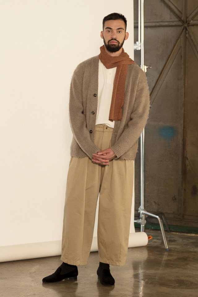 트리커즈도 반한 유니폼브릿지(UNIFORM BRIDGE)의 6차 드롭을 확인하자 트리커즈도 반한 유니폼브릿지(UNIFORM BRIDGE)의 6차 드롭을 확인하자