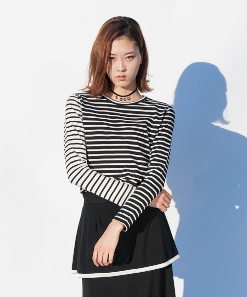 살롱 드 욘(SALON DE YOHN) Color Block Black Stripe T - 38,000원 | 무신사 스토어