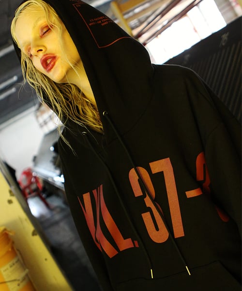 이에스씨 스튜디오(ESC STUDIO) 37-3 hood(black) - 74,000원 | 무신사 스토어 - 셀렉트숍