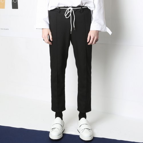 라메르마메종(LA MER MA MAISON) LINE SLACKS (BLACK) - 95,000원 | 무신사 스토어 - 셀렉트숍