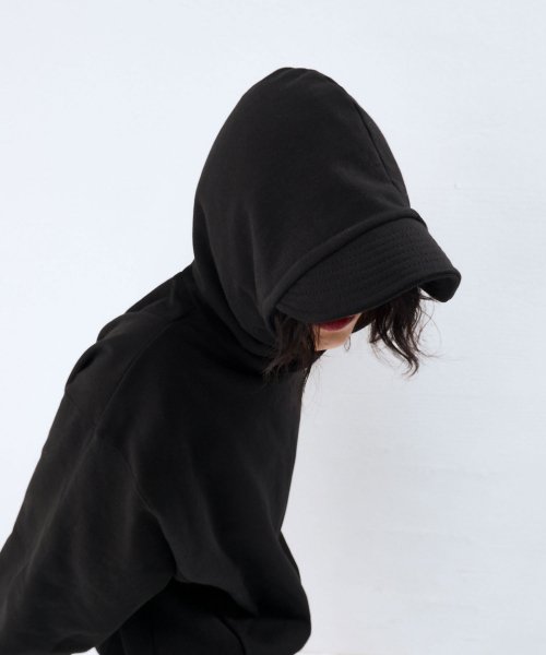 REVERSE BLOCK CAP HOODIE BLACK