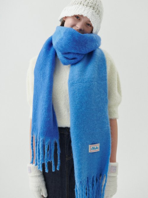 Half&Half Chunky Muffler (Light Blue & Cobalt Blue)