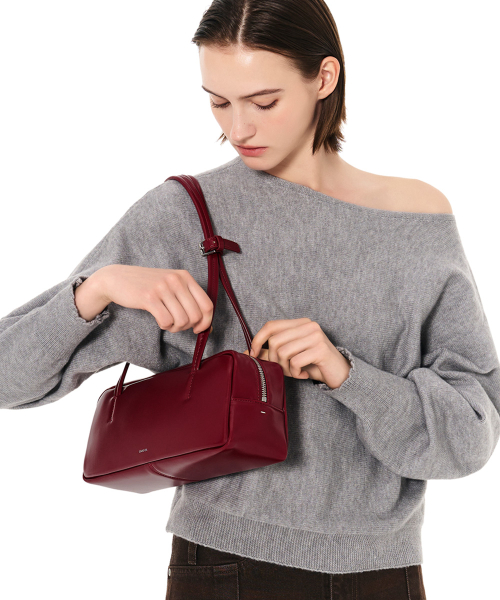 More Baguette Bag · 모어 바게트백