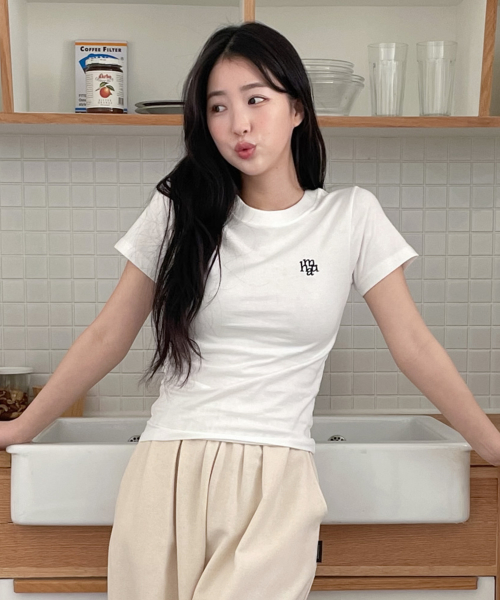 STITCH LOGO BASIC T-SHIRT [3color]