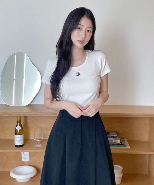 STITCH UNECK HALF T-SHIRT [4color]