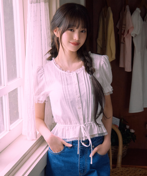 FRILL SHIRRING BLOUSE WHITE