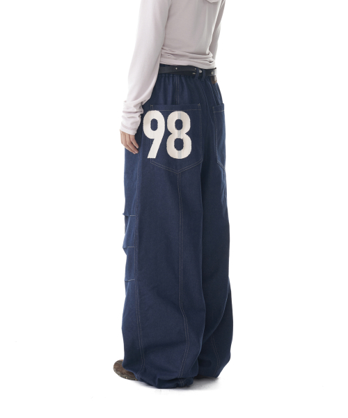 98 Printed Knee Pin-tuck Denim Pants (Blue)