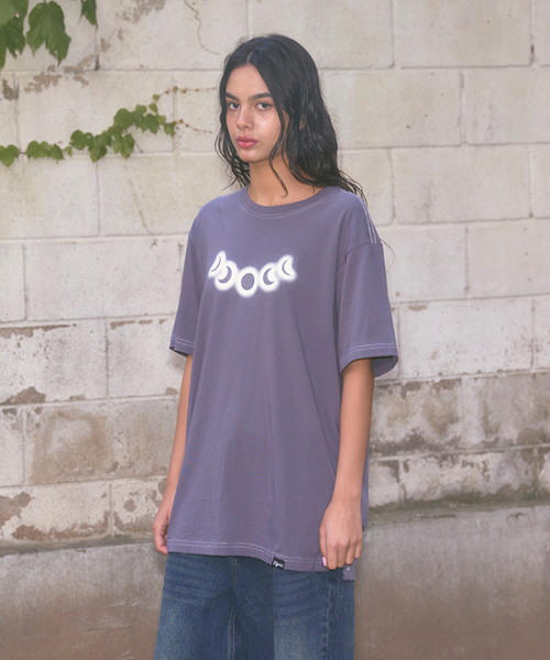 GLOW P.O.M TEE CHARCOAL