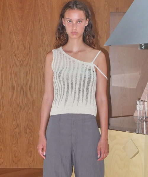 LAYERED TANK KNIT TOP - BEIGE
