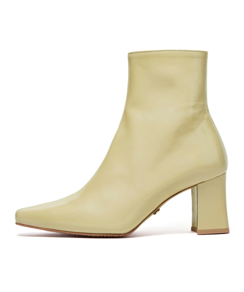 Jenny Boots [Butter]