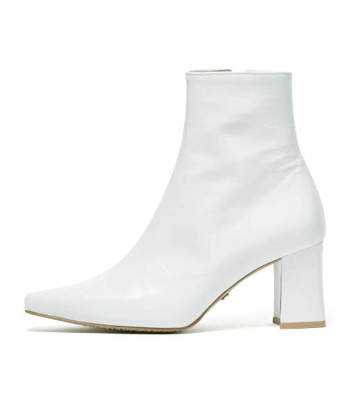 Jenny Boots [White]