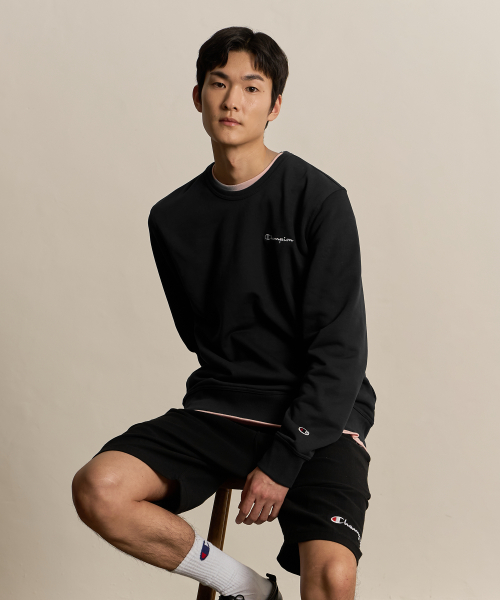 스몰 스크립트 로고 크루넥 스웨트셔츠 Black