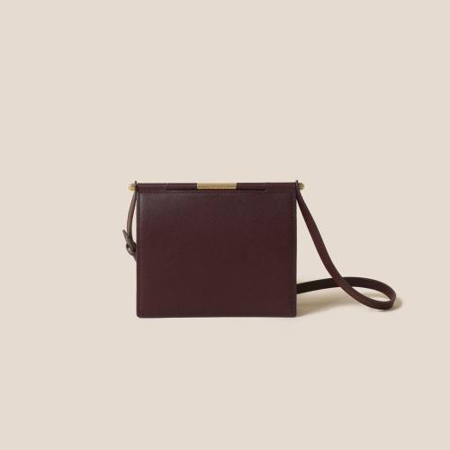 Mael Passport Wallet (Wine)_RCWGX24643WIX