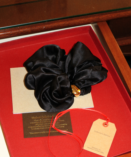 Silk Scrunchie_Black