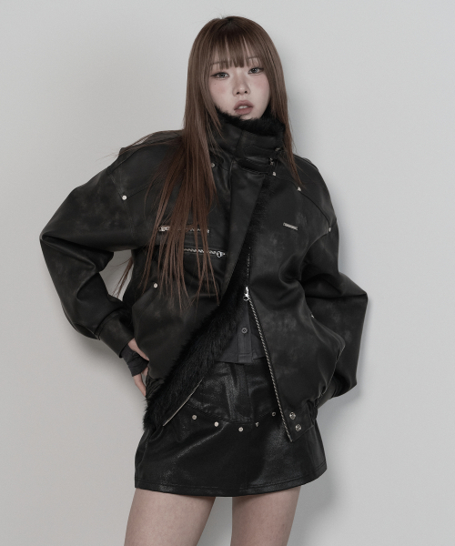 Pigment Mustang Fur Jumper (Black)