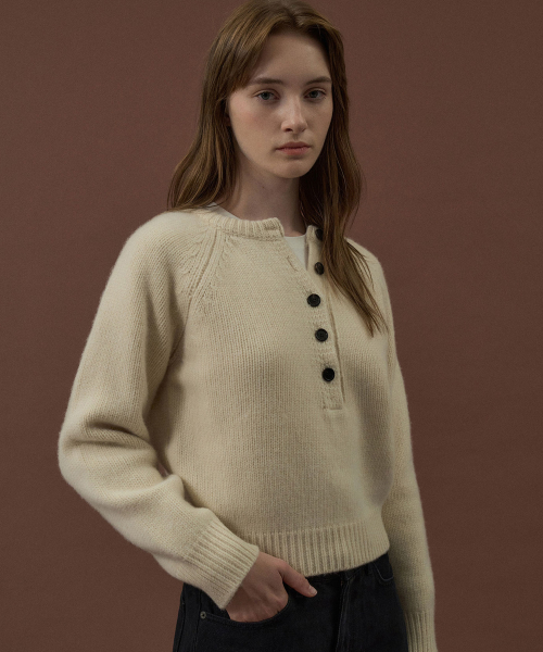 Half-Open Knit Top[LMBDWIKN263]-Cream