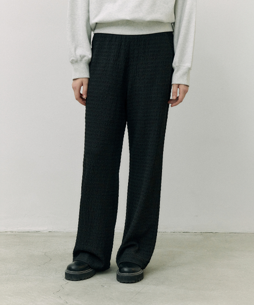 SEMI BOOTS CUT WRINKLE PANTS BLACK