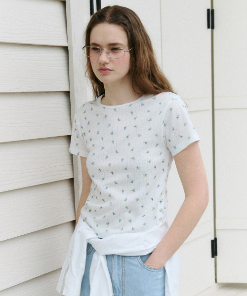 SIDE SLIT FLOWER T-SHIRT WH+BL