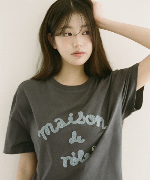 MAISON DE ROLA EMBROIDERY LOOSE FIT T-SHIRT CHARCOAL GRAY